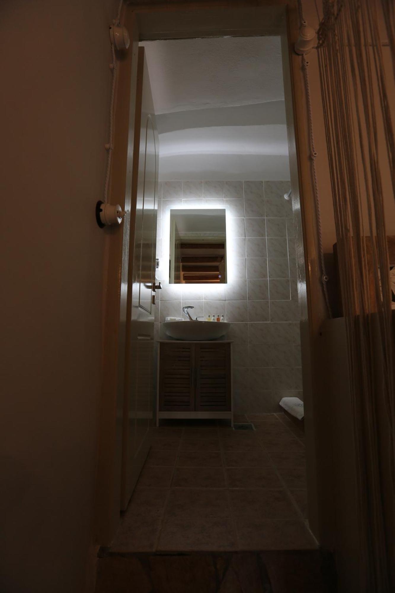 Greelax Beachfront House Zefiria